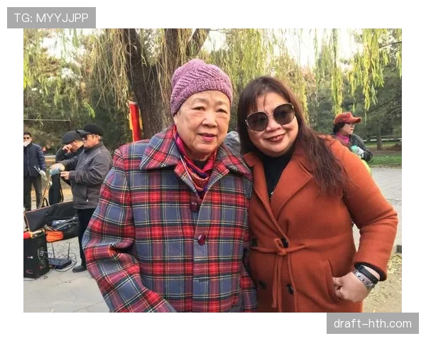 汪周雨这生活咋回事，一边是大腕待遇一边连周末都得自己做饭？